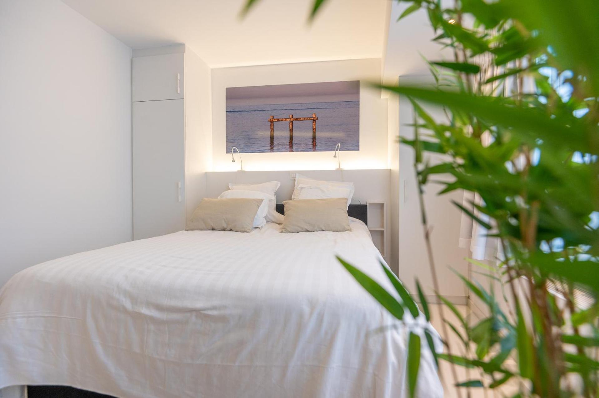 Eliza - Luxurious Apartment With Stunning Sea Views Остенде Экстерьер фото