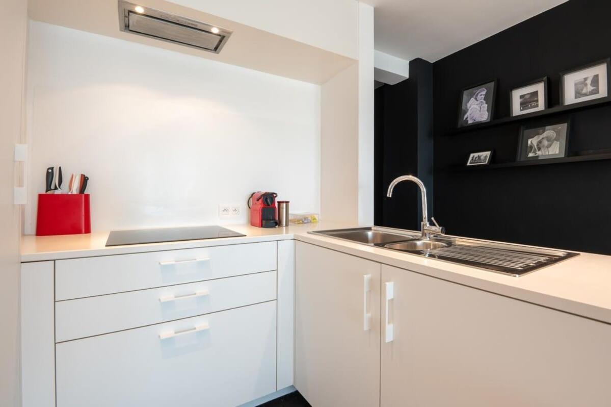 Eliza - Luxurious Apartment With Stunning Sea Views Остенде Экстерьер фото