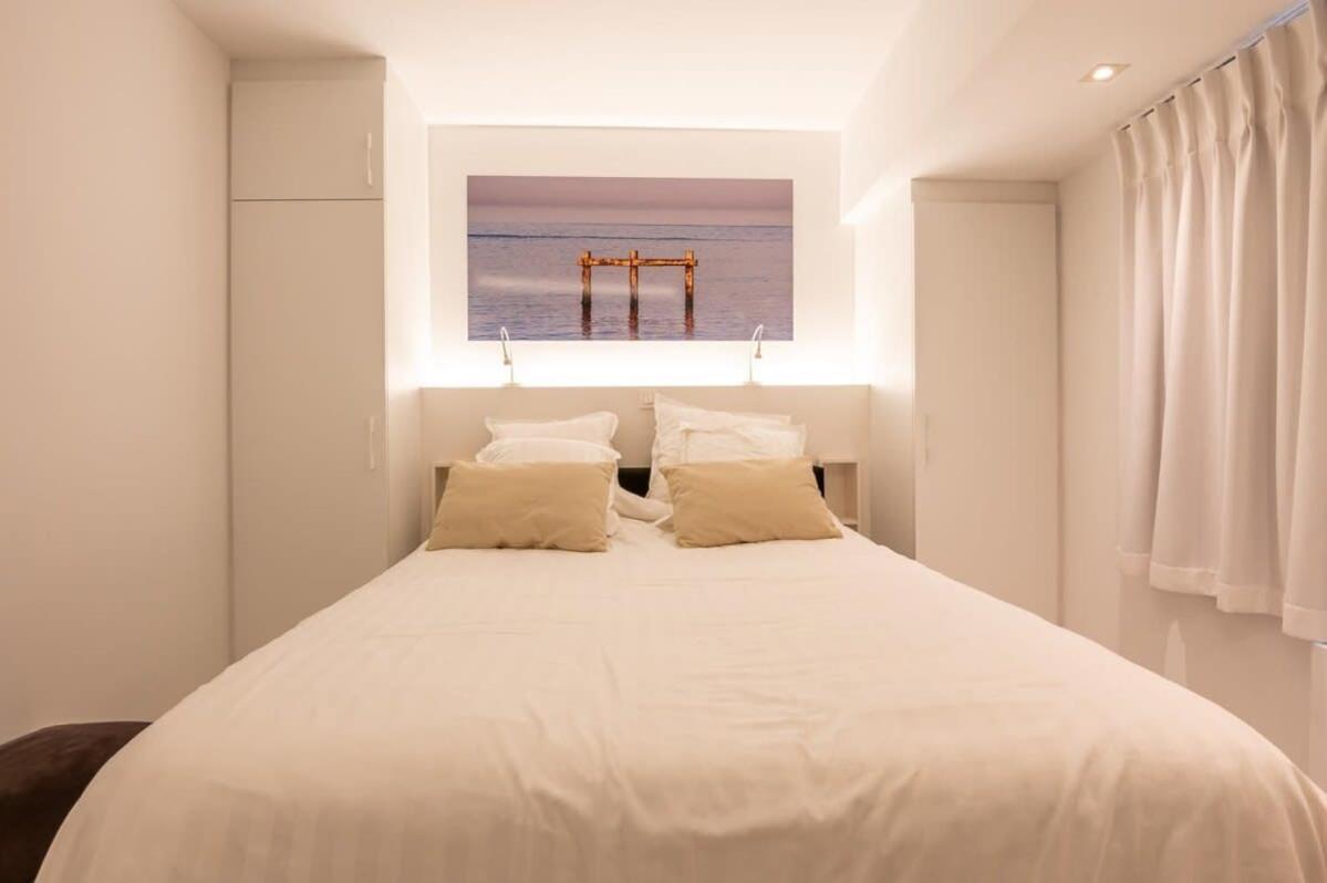 Eliza - Luxurious Apartment With Stunning Sea Views Остенде Экстерьер фото